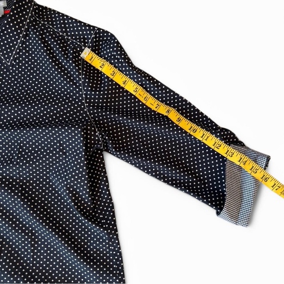 Chic Black and White Polka Dot Blouse with Rolled Sleeves - Picture 4 of 5